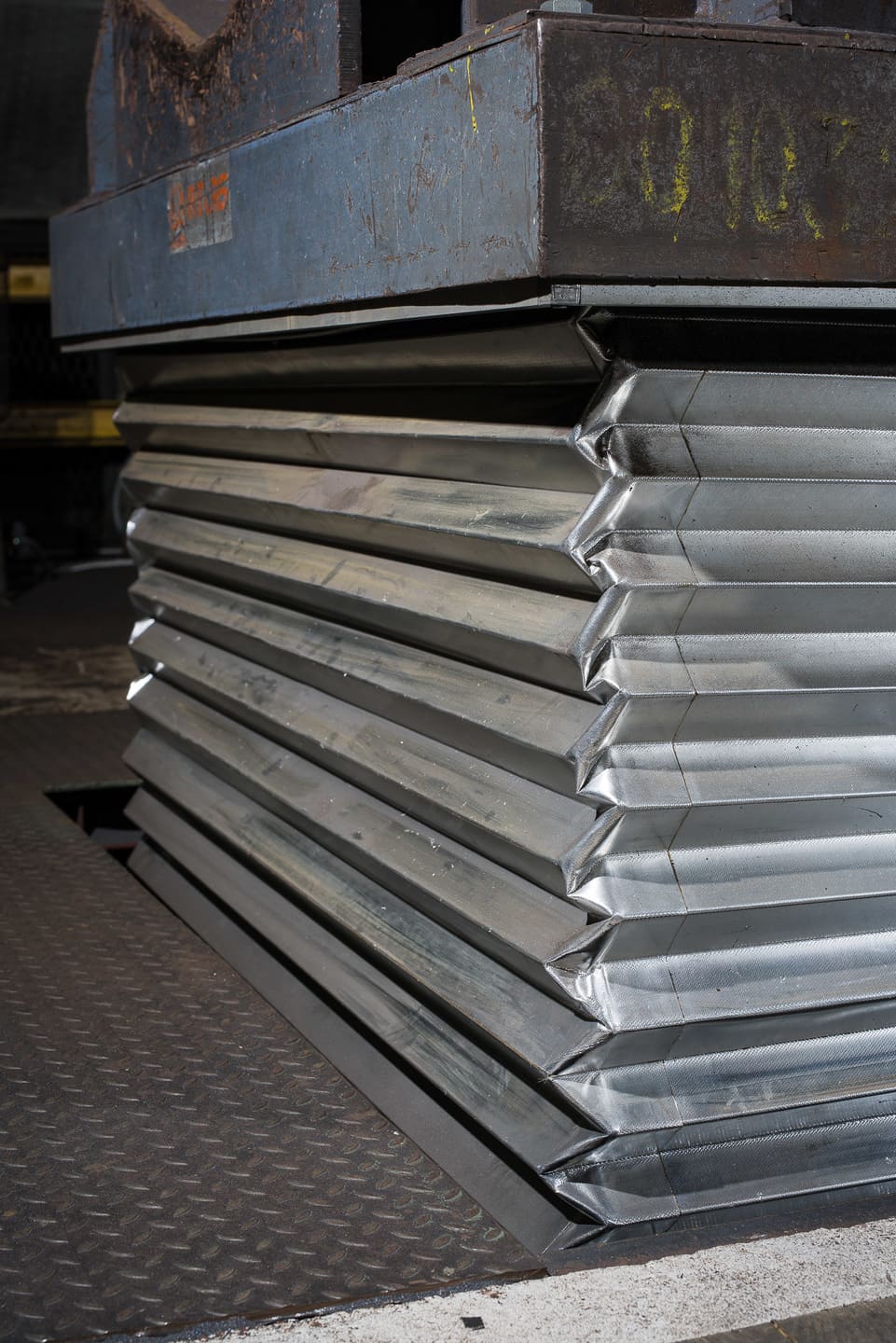 soufflet-aluminise-protection-table-elevatrice-industrie